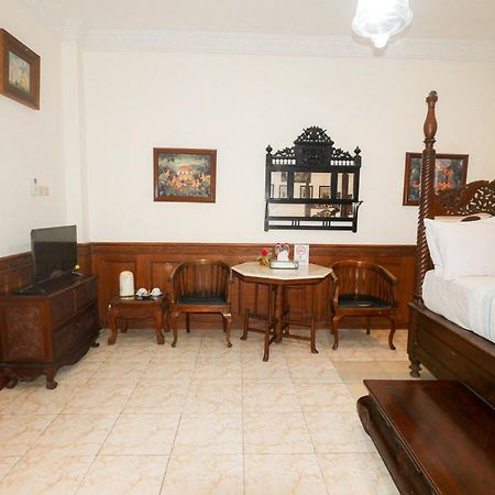 Rumah Pesik Art & Heritage Hotel Gondowulung المظهر الخارجي الصورة