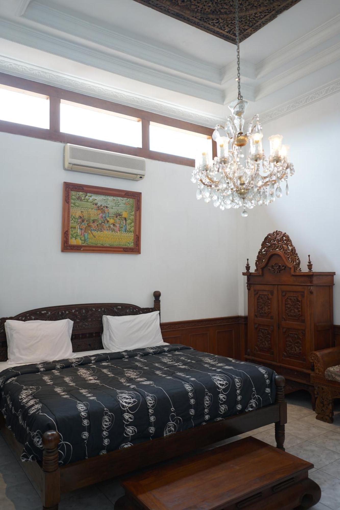 Rumah Pesik Art & Heritage Hotel Gondowulung المظهر الخارجي الصورة