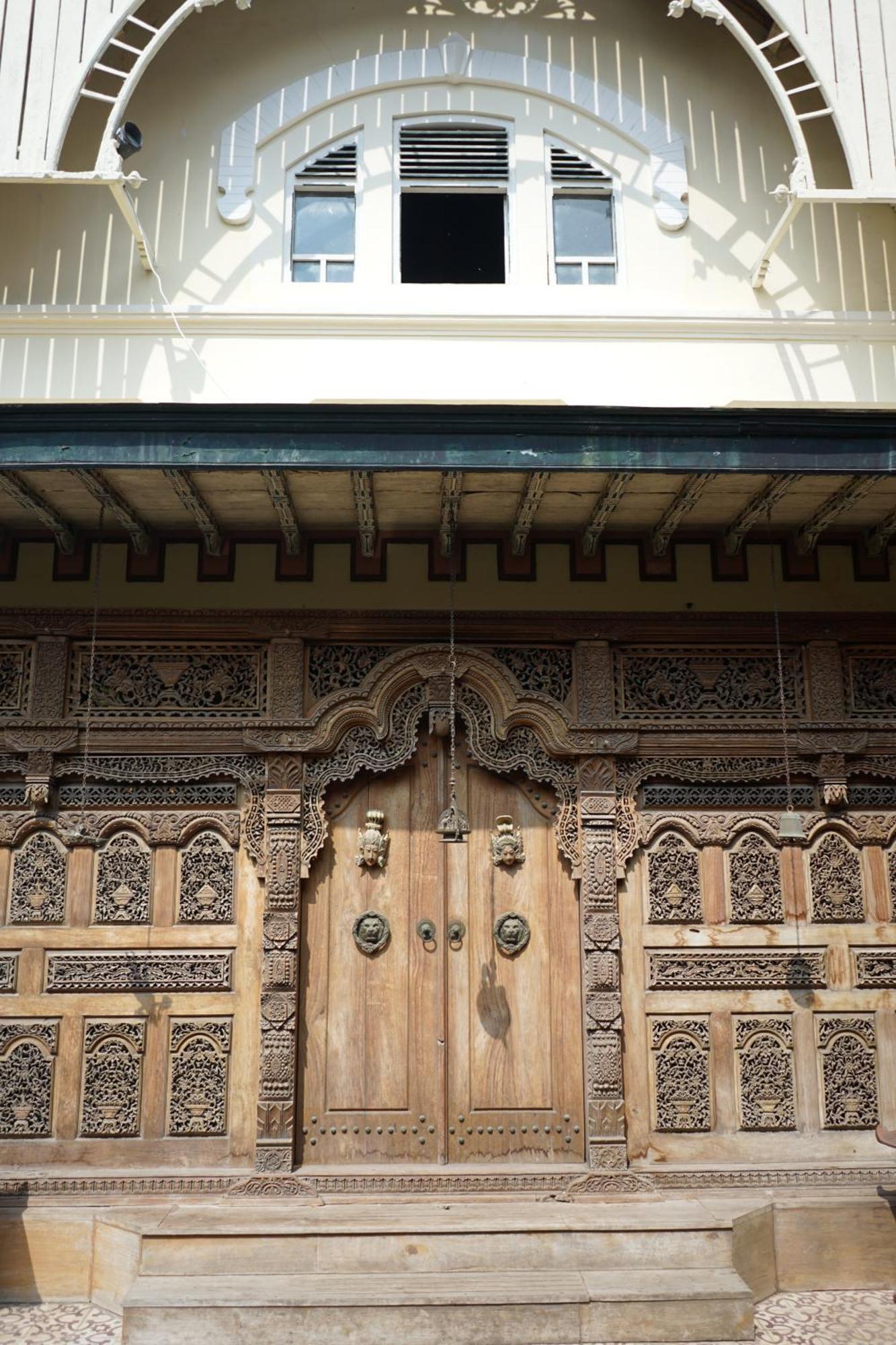 Rumah Pesik Art & Heritage Hotel Gondowulung المظهر الخارجي الصورة