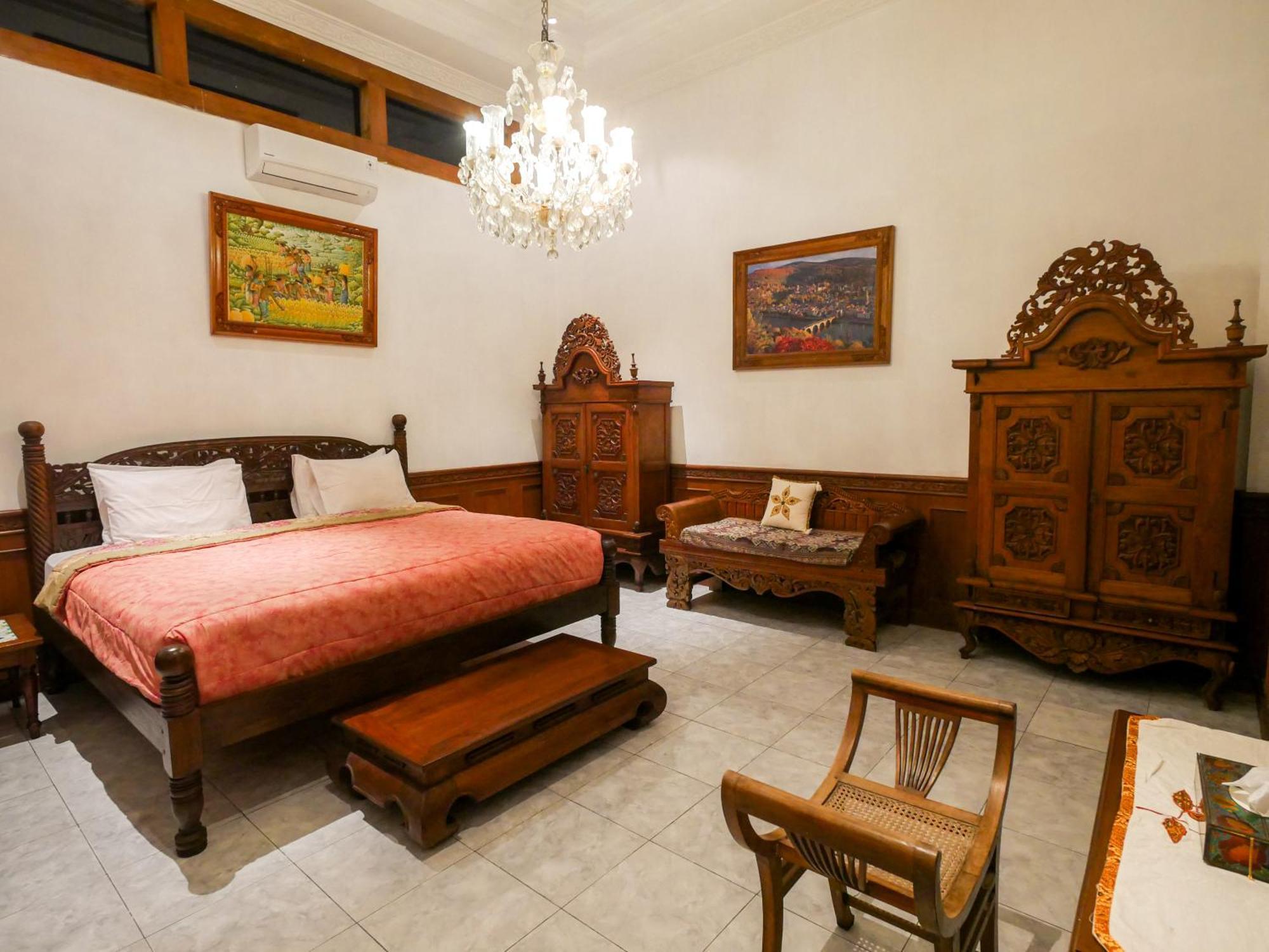Rumah Pesik Art & Heritage Hotel Gondowulung المظهر الخارجي الصورة